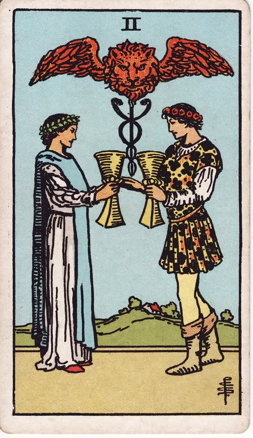 Lá Tarot Hai Cốc — ý nghĩa tình yêu