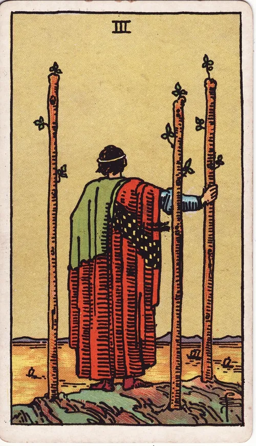 Lá Tarot Ba Gậy — ý nghĩa công việc